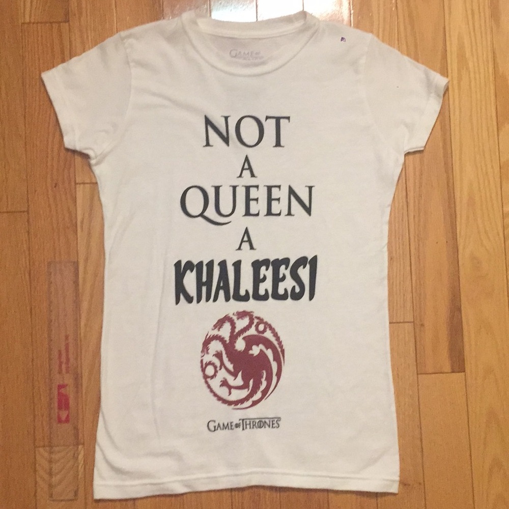 Women's Game of Thrones T-shirt w/ house crest